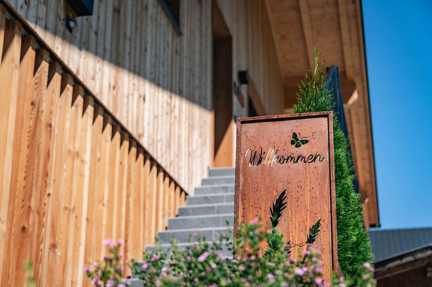 Niederhof Willkommen